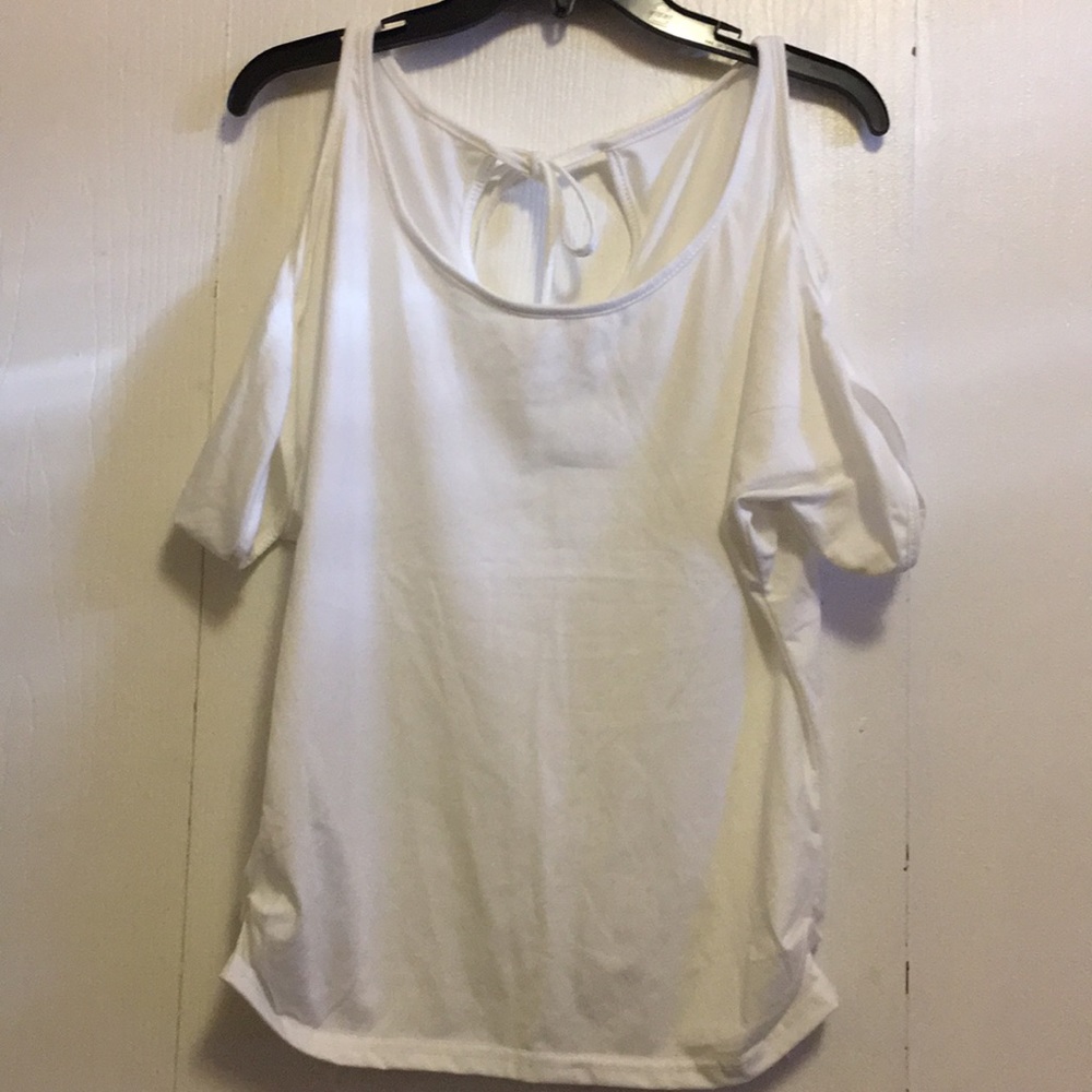 Women’s Tops